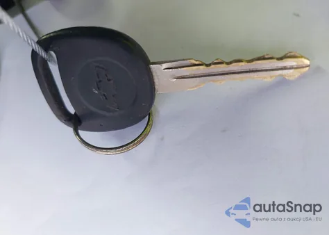 1999 Chevrolet Silverado 1500 Ls from USA, damaged, VIN 1GCEK19T6XE102998